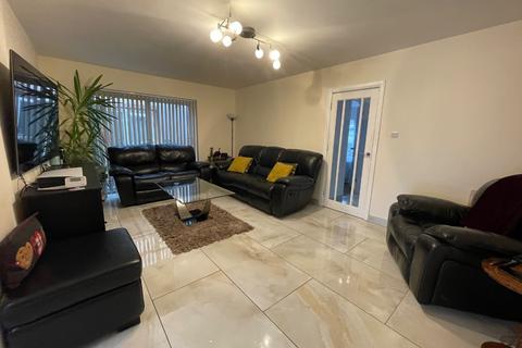 3 bedroom semi-detached house for sale, Runley Road, Luton, Bedfordshire, LU1 1UB