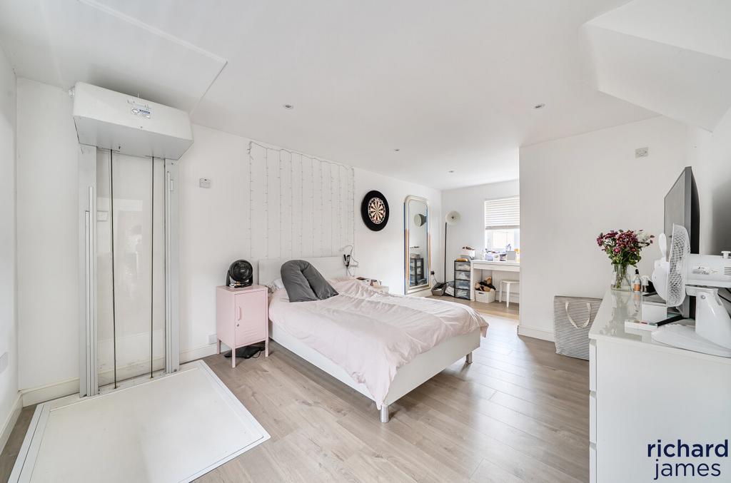 02e08447410c4241a5e8bdf0c9a90291