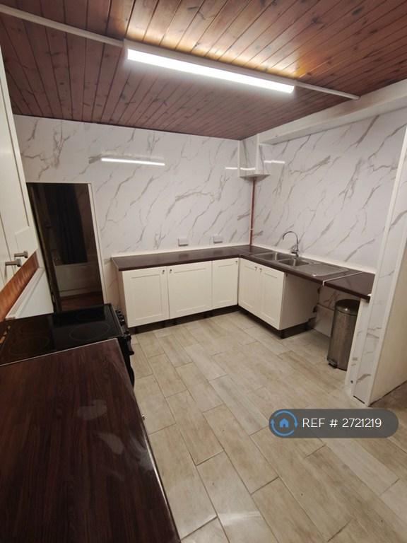Kitchen (1)