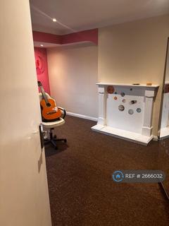 undefined, Westmere Drive, London, NW7