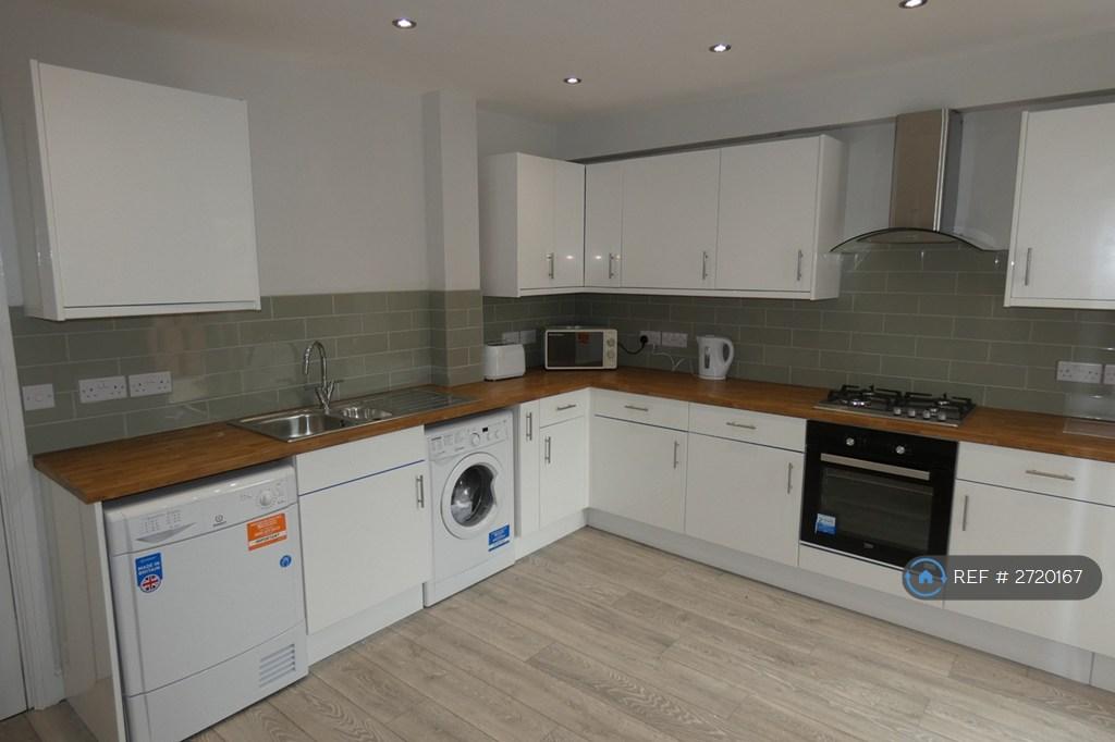 Communal Kitchen