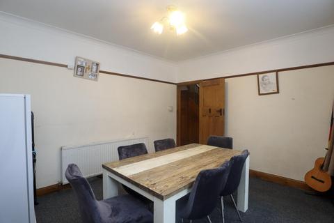 3 bedroom detached house for sale, The Avenue, Coulsdon