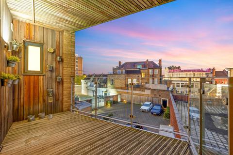 undefined, St. Peters Court, London