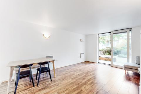 undefined, New River Avenue, London N8