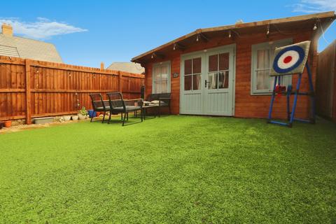 3 bedroom terraced house for sale, Honey Quest, Stewartby, MK43