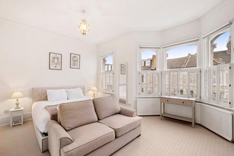 undefined, Elthiron Road, London