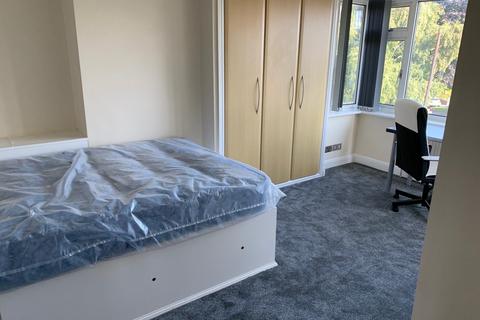 undefined, Saint Chad's View, Leeds LS6