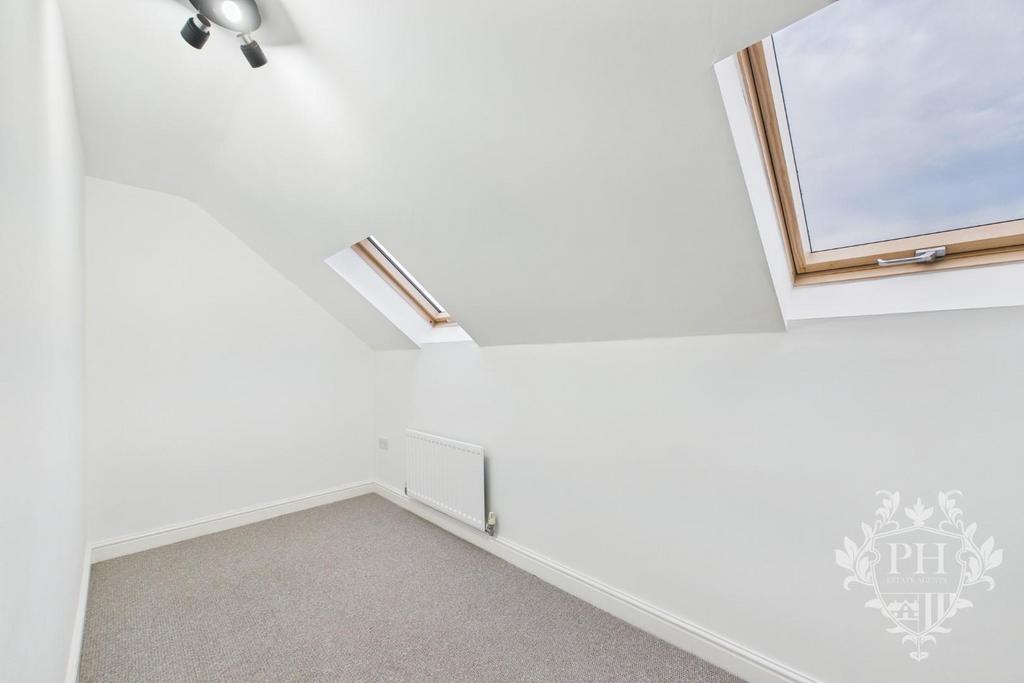 CAM02002 G0-PR0225-STILL003.jpg