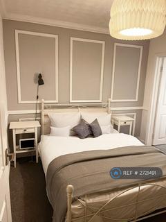 undefined, Hawk Cottage, Reading, RG1