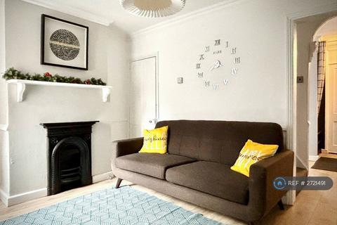 3 bedroom end of terrace house to rent, Hawk Cottage, Reading, RG1