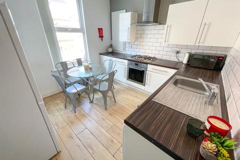 undefined, Brookdale Road, L15 3JE,