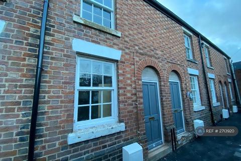 2 bedroom terraced house to rent, Chester Street, Mold, CH7