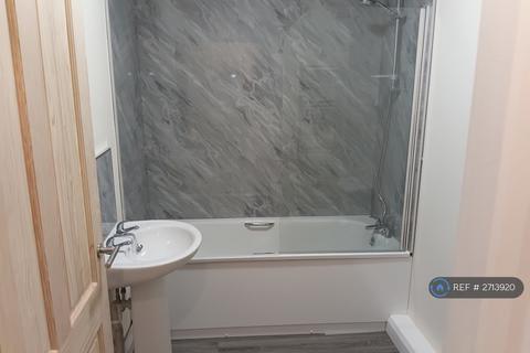 2 bedroom terraced house to rent, Chester Street, Mold, CH7