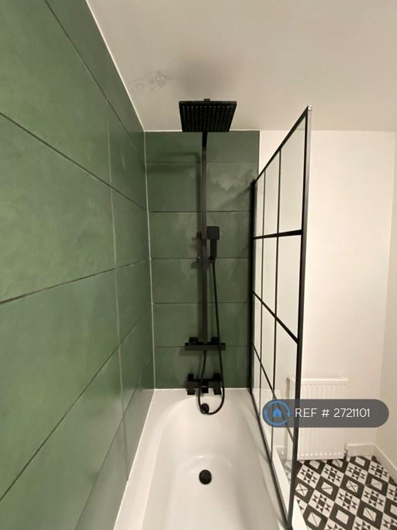 Shower/Bath