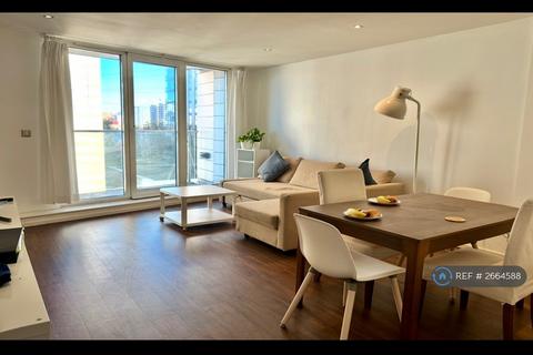 1 bedroom flat to rent, Western Gateway, London, E16
