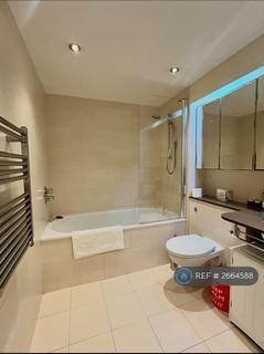 1 bedroom flat to rent, Western Gateway, London, E16