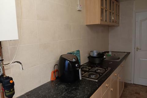 4 bedroom terraced house for sale, Fairfax Road, Leicester, Leicestershire, LE4 9EL
