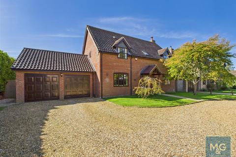 4 bedroom detached house for sale, Richer Road, Bury St. Edmunds IP31