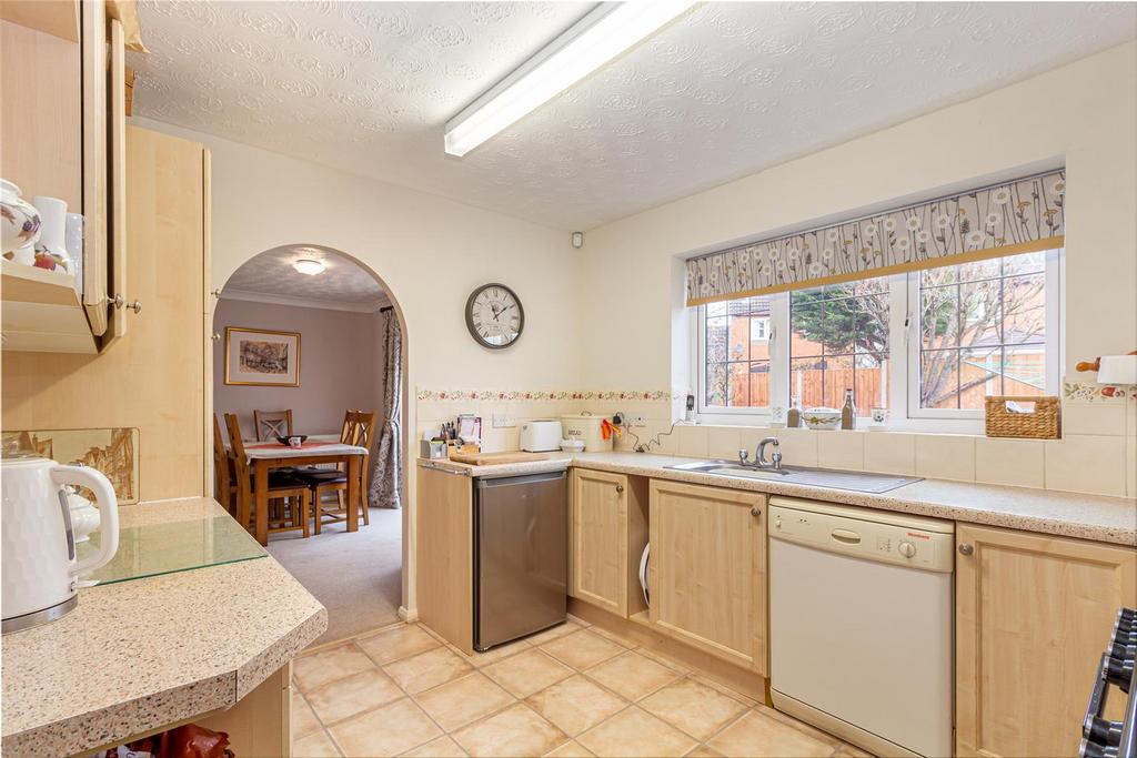 Kitchen-4.jpg