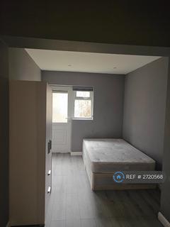 undefined, Penderry Rise, London, SE6
