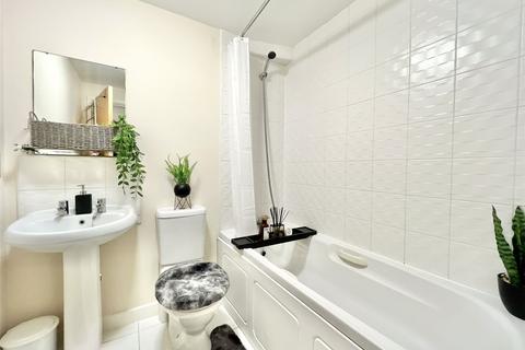 2 bedroom apartment for sale, Mill Road, Gateshead, NE8