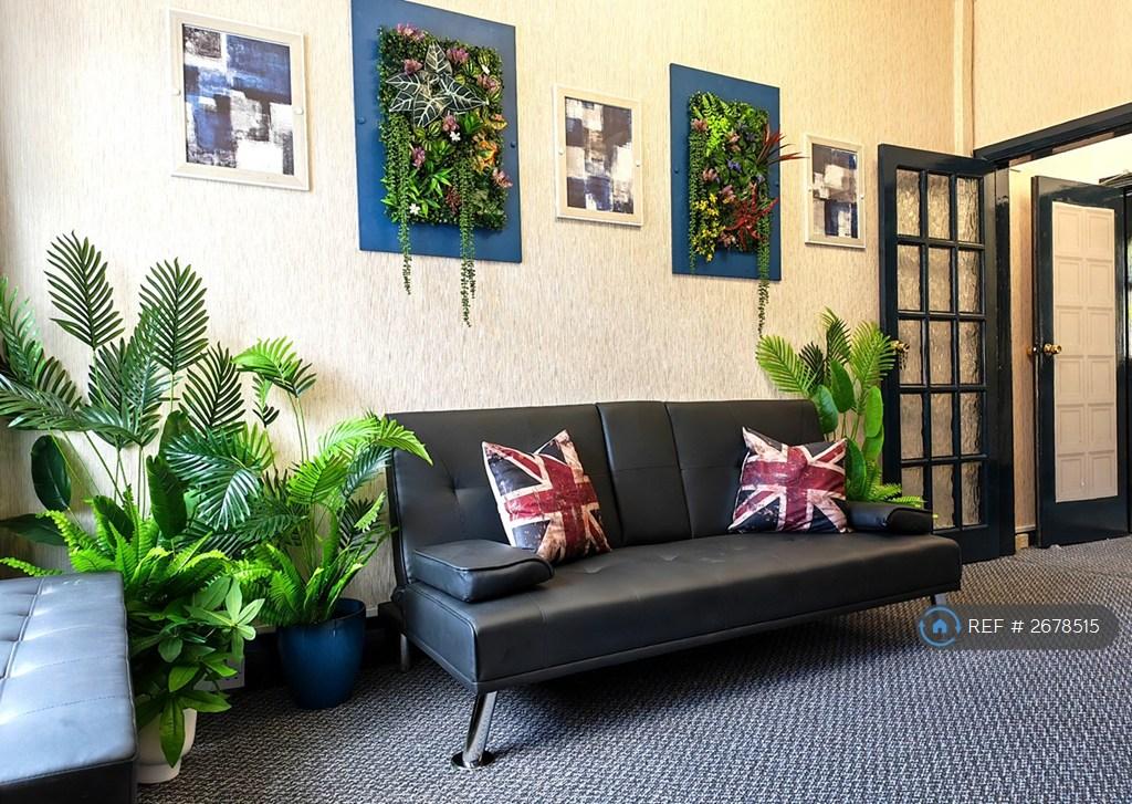 Shared Sitting Room