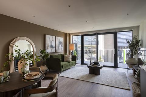 undefined, E-01, Kew Curve, Capital Interchange Way, Brentford, TW8