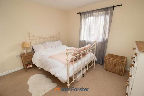 undefined, Matlock Avenue, Kenton