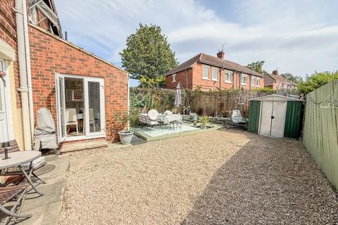 undefined, Kempton Gardens, Gateshead, NE8