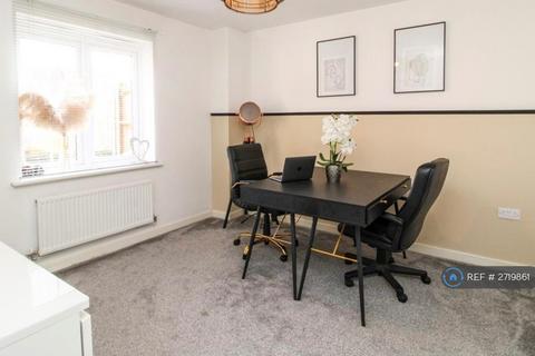 undefined, Runnymede Drive, Odiham, Hook, RG29