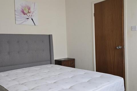 undefined, EN-SUITE ROOM TO RENT, ALL BILLS INCLUDED