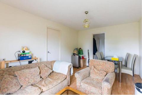 2 bedroom flat to rent, London E14
