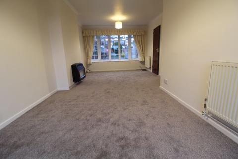 3 bedroom semi-detached house to rent, Swadlincote, DE11