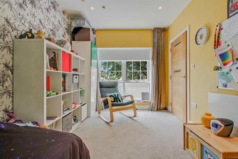 undefined, Nursery Avenue, London
