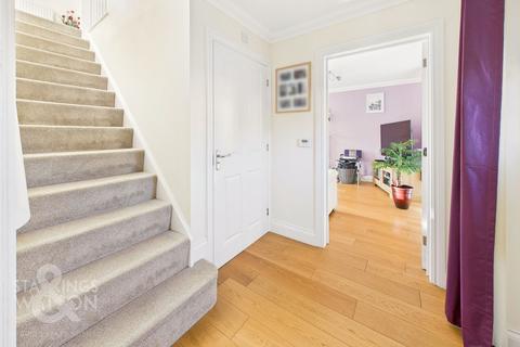 3 bedroom detached house for sale, Broomefield Road, Stoke Holy Cross, Norwich