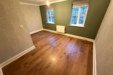 4 bedroom semi-detached house for sale, Carr Road, Buxton