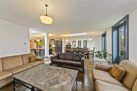 6 bedroom semi-detached house for sale, Uxbridge Road, Hampton