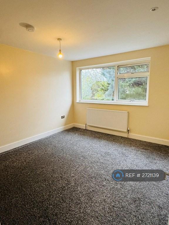 St Master Bedroom