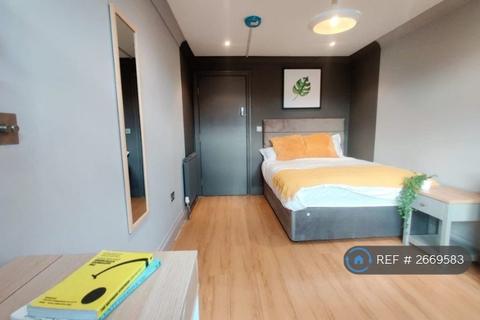 1 bedroom in a house share to rent, Harrow Road, Wembley, HA0