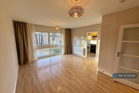 Parklands, London, W5