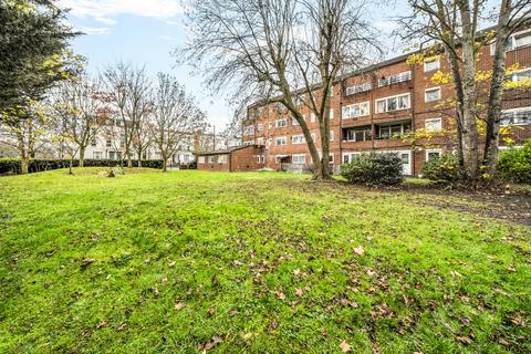 2 bedroom apartment for sale, Ollgar Close, London