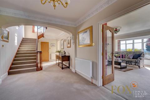 undefined, Holt, Worcester WR6