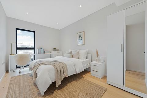 3 bedroom apartment for sale, York Way, Arthouse, N1C