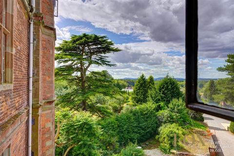 undefined, Westwood Park, Droitwich WR9