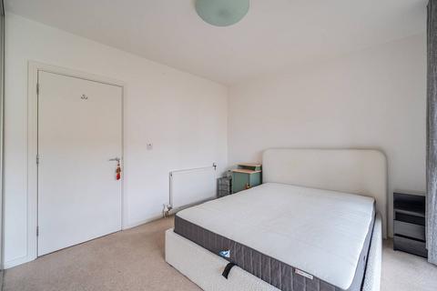undefined, Elmond Mansions, Acton, London, W3