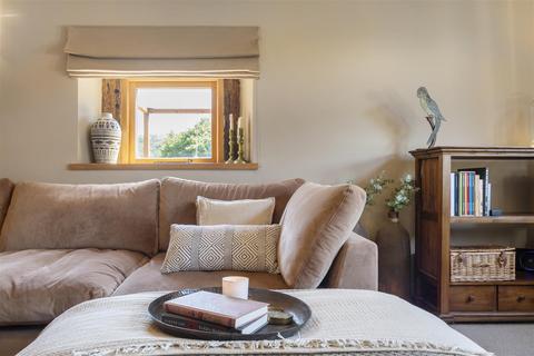 5 bedroom barn conversion for sale, Morton Bagot