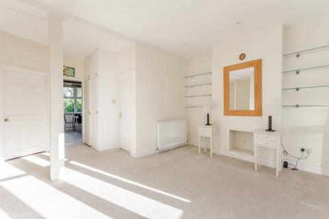Ethelbert Road, Raynes Park, London, SW20