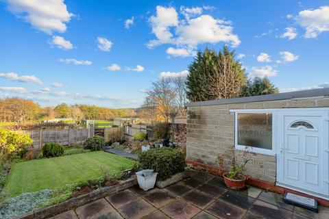 3 bedroom semi-detached bungalow for sale, Warrenside, Huddersfield HD2