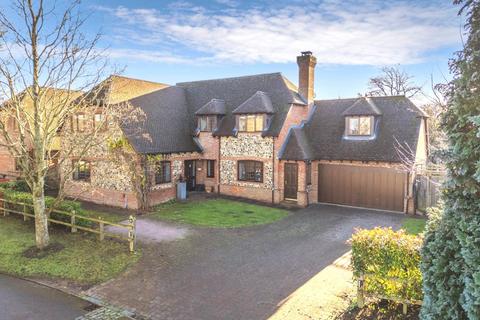 4 bedroom detached house for sale, Soane End, Emmer Green