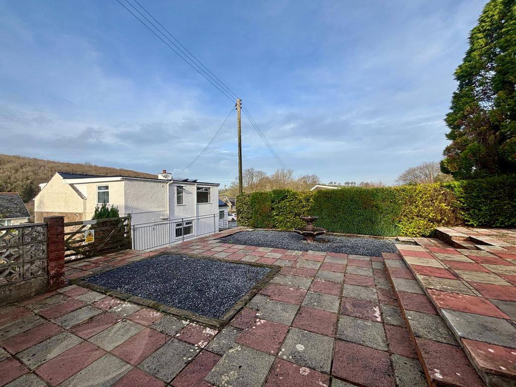 Garden (third image)